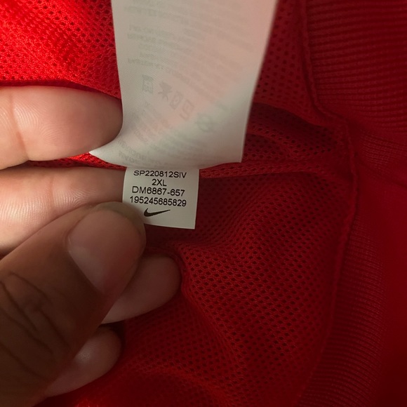 Nike jacket - Picture 10 of 10